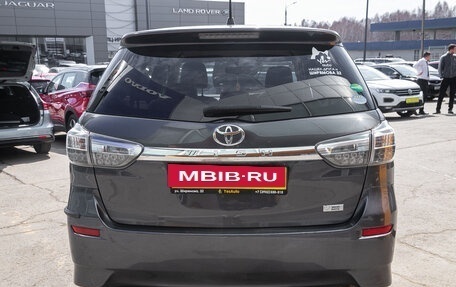 Toyota Wish II, 2012 год, 1 199 000 рублей, 3 фотография