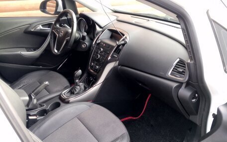 Opel Astra J, 2012 год, 799 000 рублей, 9 фотография