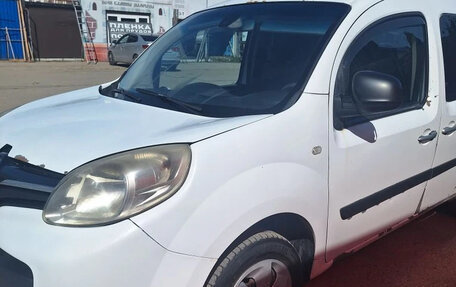 Renault Kangoo II рестайлинг, 2013 год, 450 000 рублей, 4 фотография