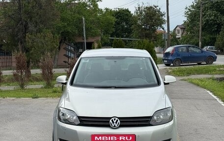 Volkswagen Golf Plus II, 2011 год, 620 000 рублей, 2 фотография
