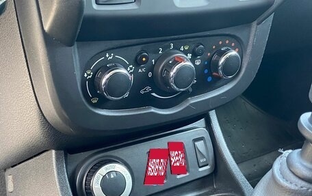 Renault Duster I рестайлинг, 2018 год, 1 320 000 рублей, 20 фотография