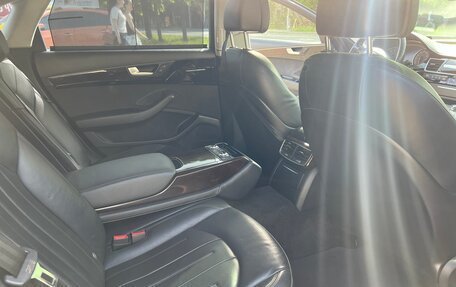 Audi A8, 2014 год, 1 950 000 рублей, 15 фотография