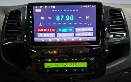 Toyota Hilux VII, 2012 год, 2 249 000 рублей, 13 фотография