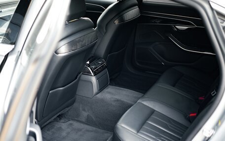 Audi A8, 2021 год, 6 000 000 рублей, 20 фотография