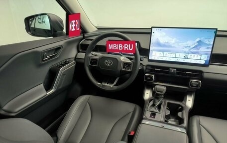 Toyota RAV4, 2026 год, 4 390 000 рублей, 9 фотография