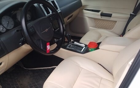Chrysler 300C II, 2004 год, 770 000 рублей, 7 фотография