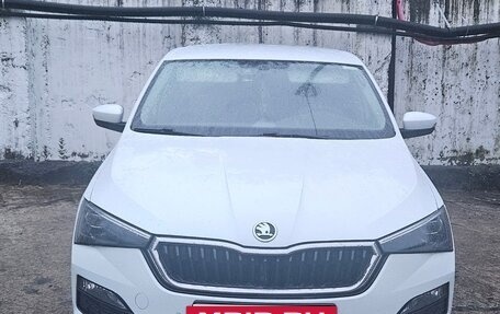 Skoda Rapid II, 2021 год, 2 000 000 рублей, 2 фотография