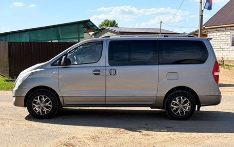Hyundai Grand Starex Grand Starex I рестайлинг 2, 2017 год, 2 850 000 рублей, 4 фотография