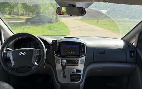 Hyundai Grand Starex Grand Starex I рестайлинг 2, 2017 год, 2 850 000 рублей, 12 фотография