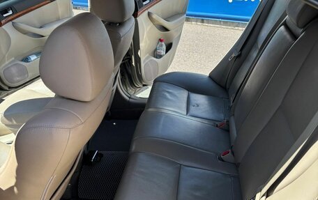 Toyota Avensis III рестайлинг, 2007 год, 850 000 рублей, 39 фотография