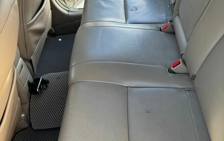 Toyota Avensis III рестайлинг, 2007 год, 850 000 рублей, 40 фотография