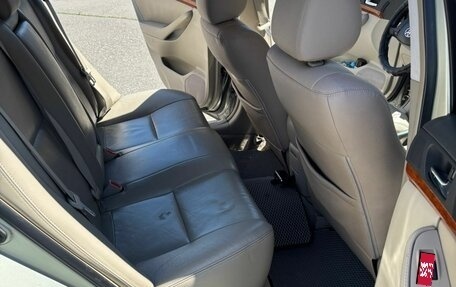 Toyota Avensis III рестайлинг, 2007 год, 850 000 рублей, 37 фотография