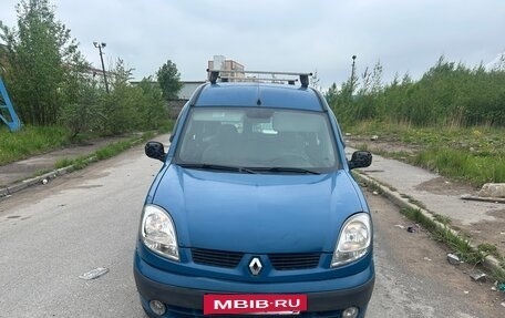 Renault Kangoo II рестайлинг, 2005 год, 325 000 рублей, 2 фотография