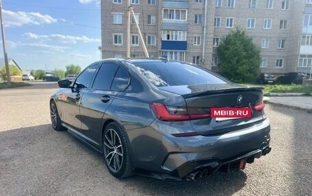 BMW 3 серия, 2019 год, 2 650 000 рублей, 3 фотография