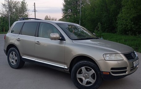 Volkswagen Touareg III, 2003 год, 500 000 рублей, 2 фотография