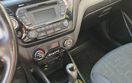 KIA Rio III рестайлинг, 2013 год, 1 100 000 рублей, 3 фотография