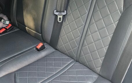 Audi A8, 2012 год, 2 500 000 рублей, 3 фотография