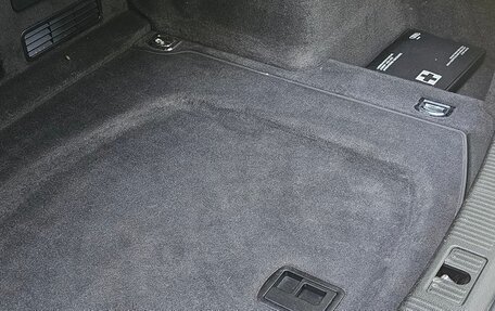 Audi A8, 2012 год, 2 500 000 рублей, 6 фотография
