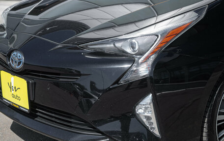 Toyota Prius IV XW50, 2016 год, 1 547 000 рублей, 3 фотография