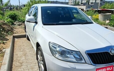 Skoda Octavia, 2011 год, 890 000 рублей, 2 фотография