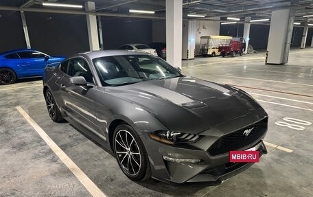Ford Mustang VI рестайлинг, 2023 год, 4 850 000 рублей, 3 фотография