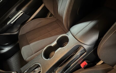 Ford Mustang VI рестайлинг, 2023 год, 4 850 000 рублей, 31 фотография