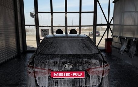 KIA Rio III рестайлинг, 2012 год, 900 000 рублей, 30 фотография