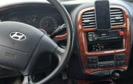 Hyundai Sonata IV рестайлинг, 2004 год, 330 000 рублей, 14 фотография