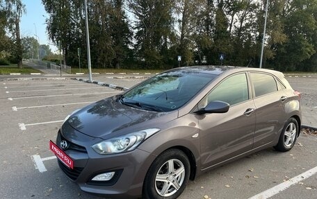 Hyundai i30 II рестайлинг, 2014 год, 900 000 рублей, 2 фотография