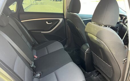 Hyundai i30 II рестайлинг, 2014 год, 900 000 рублей, 10 фотография