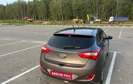 Hyundai i30 II рестайлинг, 2014 год, 900 000 рублей, 6 фотография