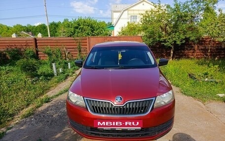 Skoda Rapid I, 2015 год, 800 000 рублей, 2 фотография