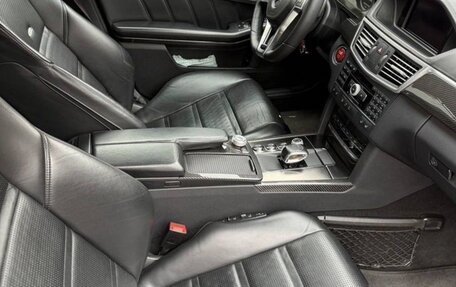 Mercedes-Benz E-Класс AMG, 2010 год, 3 800 000 рублей, 4 фотография