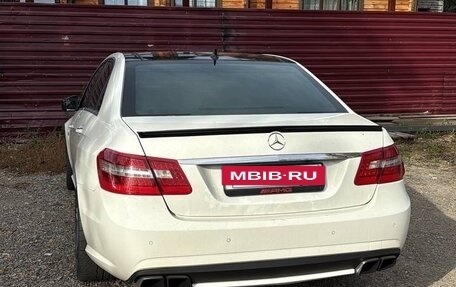 Mercedes-Benz E-Класс AMG, 2010 год, 3 800 000 рублей, 3 фотография