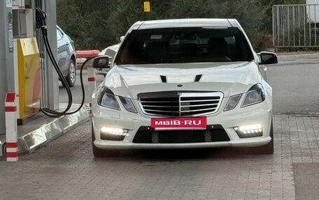 Mercedes-Benz E-Класс AMG, 2010 год, 3 800 000 рублей, 13 фотография