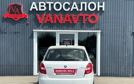 Skoda Fabia II, 2014 год, 950 000 рублей, 7 фотография
