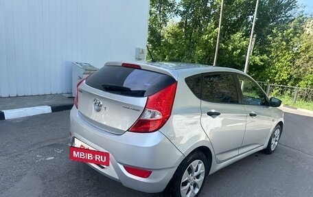Hyundai Solaris II рестайлинг, 2011 год, 585 000 рублей, 14 фотография