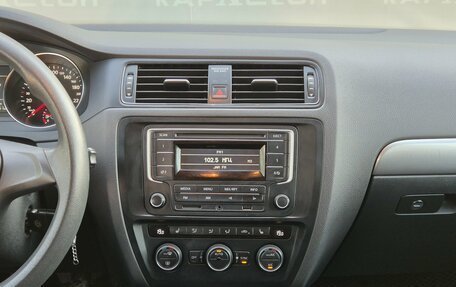 Volkswagen Jetta VI, 2015 год, 1 033 000 рублей, 10 фотография