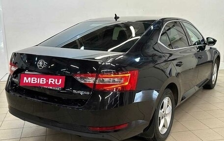 Skoda Superb III рестайлинг, 2016 год, 1 570 000 рублей, 4 фотография