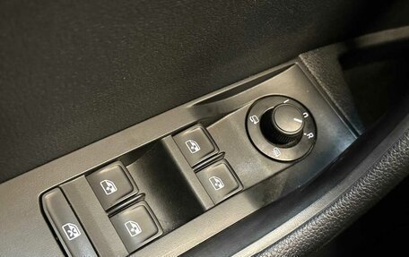 Skoda Superb III рестайлинг, 2016 год, 1 570 000 рублей, 10 фотография
