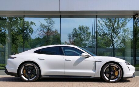 Porsche Taycan I, 2021 год, 10 900 000 рублей, 8 фотография