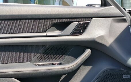 Porsche Taycan I, 2021 год, 10 900 000 рублей, 20 фотография