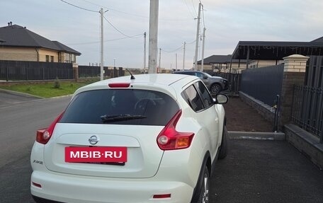 Nissan Juke II, 2011 год, 930 000 рублей, 3 фотография