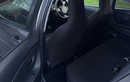 Toyota Vitz, 2018 год, 1 199 999 рублей, 13 фотография