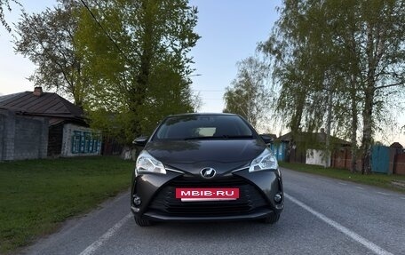 Toyota Vitz, 2018 год, 1 199 999 рублей, 2 фотография