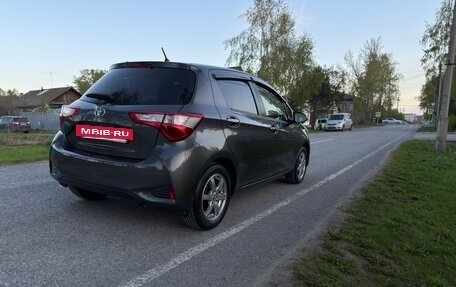 Toyota Vitz, 2018 год, 1 199 999 рублей, 6 фотография