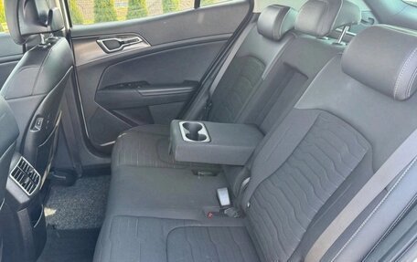 KIA Sportage IV рестайлинг, 2022 год, 2 390 000 рублей, 14 фотография