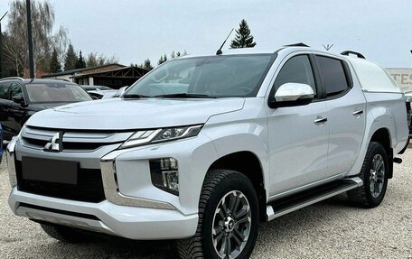 Mitsubishi L200 IV рестайлинг, 2021 год, 2 786 000 рублей, 8 фотография