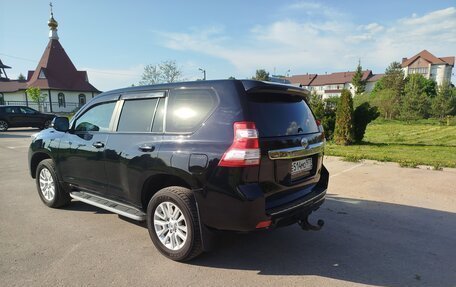 Toyota Land Cruiser Prado 150 рестайлинг 2, 2014 год, 3 500 000 рублей, 2 фотография