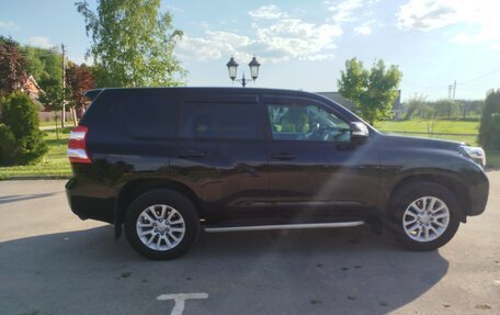 Toyota Land Cruiser Prado 150 рестайлинг 2, 2014 год, 3 500 000 рублей, 7 фотография